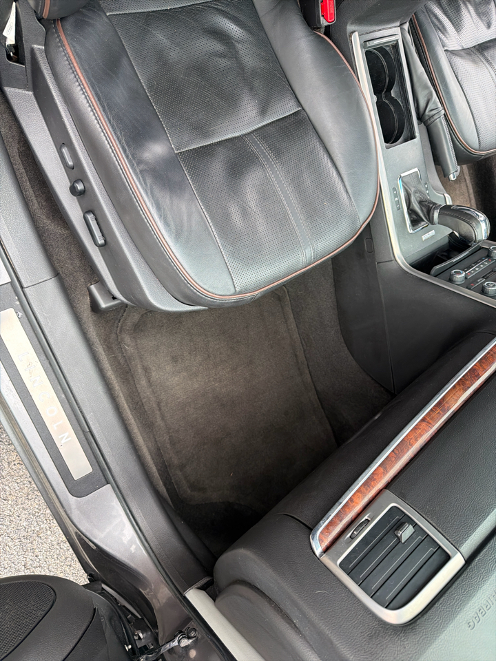 Lincoln MKZ 4dr Sdn FWD 2012