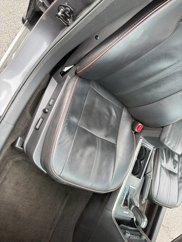 Lincoln MKZ 4dr Sdn FWD 2012