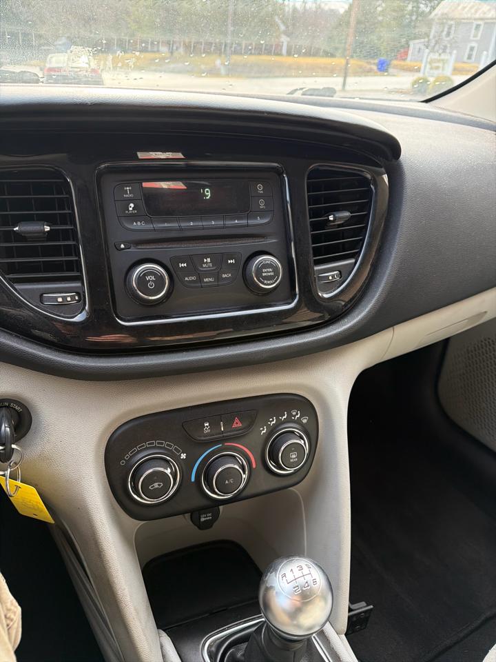 Dodge Dart 4dr Sdn SXT 2013