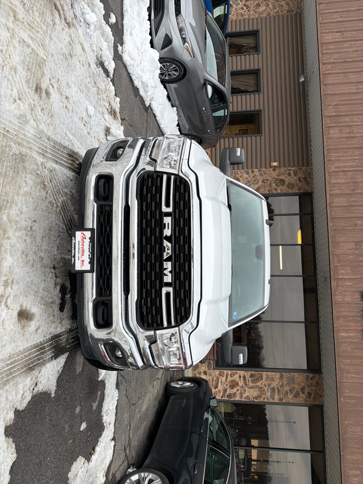 RAM 2500 Big Horn 4x4 Crew Cab 6'4" Box 2024