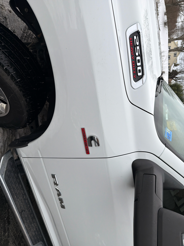 RAM 2500 Big Horn 4x4 Crew Cab 6'4" Box 2024