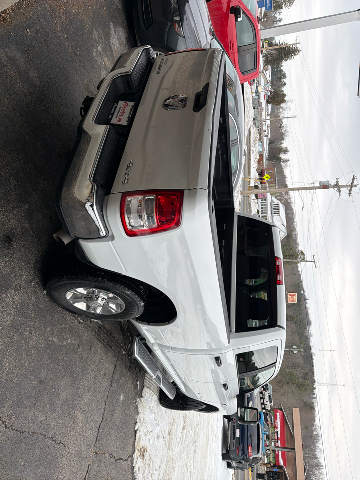 RAM 2500 Big Horn 4x4 Crew Cab 6'4" Box 2024