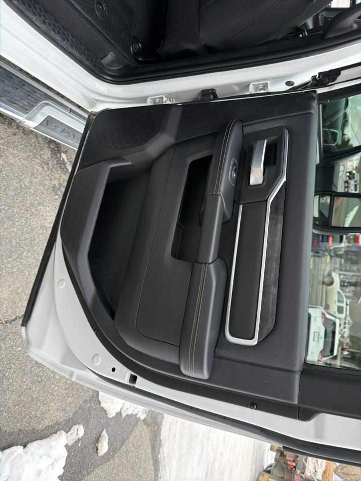 RAM 2500 Big Horn 4x4 Crew Cab 6'4" Box 2024