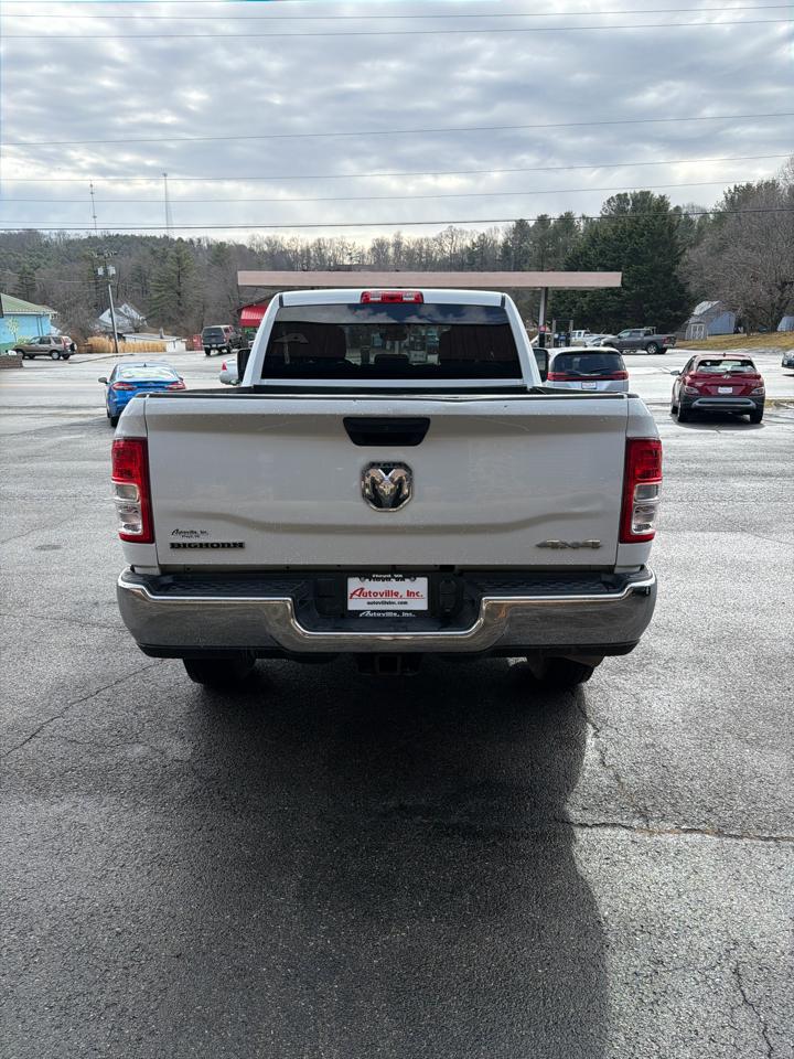 RAM 2500 Big Horn 4x4 Crew Cab 6'4" Box 2024