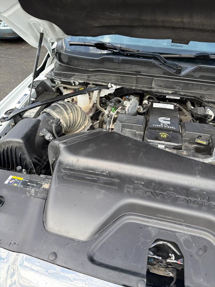 RAM 2500 Big Horn 4x4 Crew Cab 6'4" Box 2024