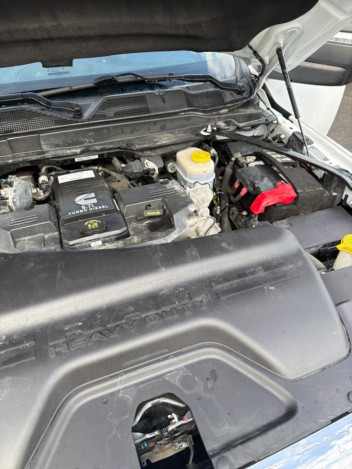 RAM 2500 Big Horn 4x4 Crew Cab 6'4" Box 2024