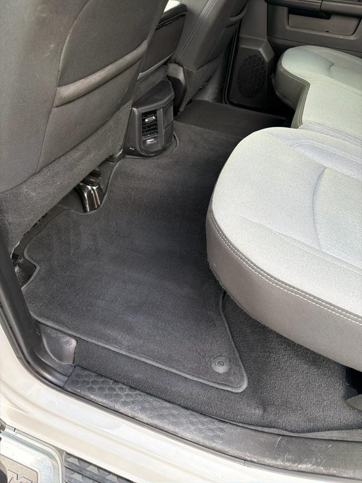 RAM 2500 Big Horn 4x4 Crew Cab 6'4" Box 2024