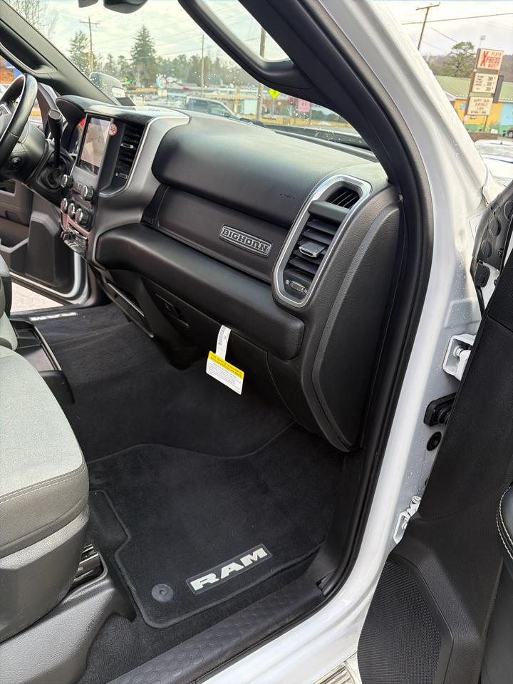 RAM 2500 Big Horn 4x4 Crew Cab 6'4" Box 2024