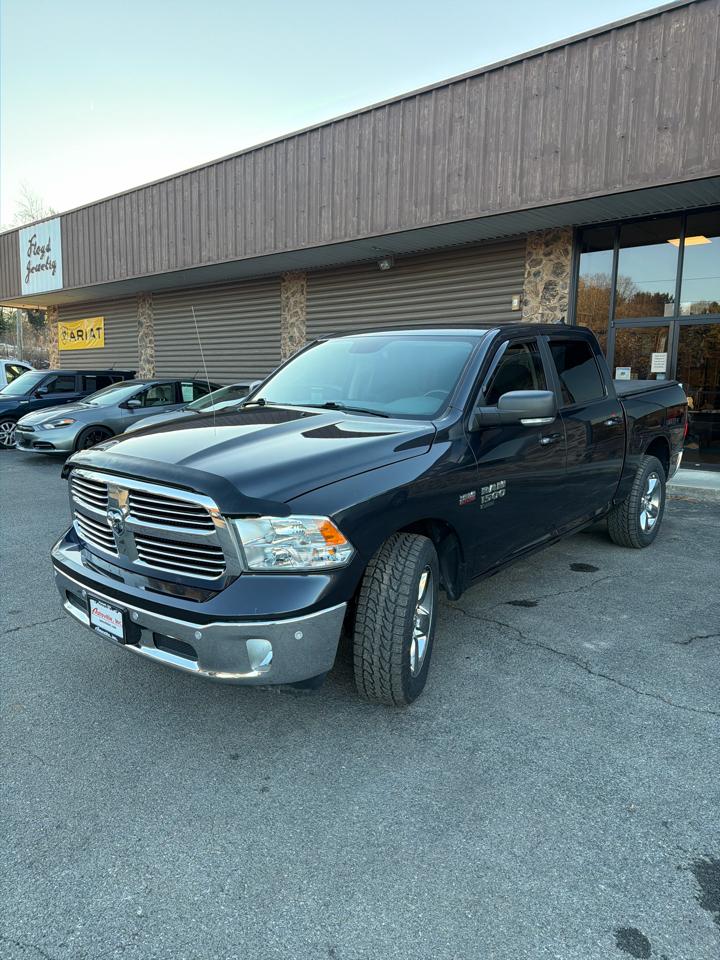 RAM 1500 Classic Big Horn 4x4 Crew Cab 5'7" Box 2019