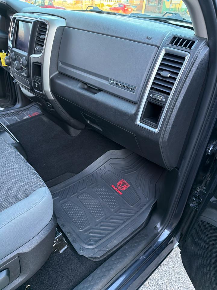 RAM 1500 Classic Big Horn 4x4 Crew Cab 5'7" Box 2019