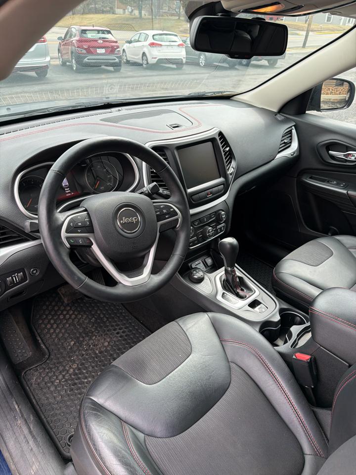 Jeep Cherokee 4WD 4dr Trailhawk 2015