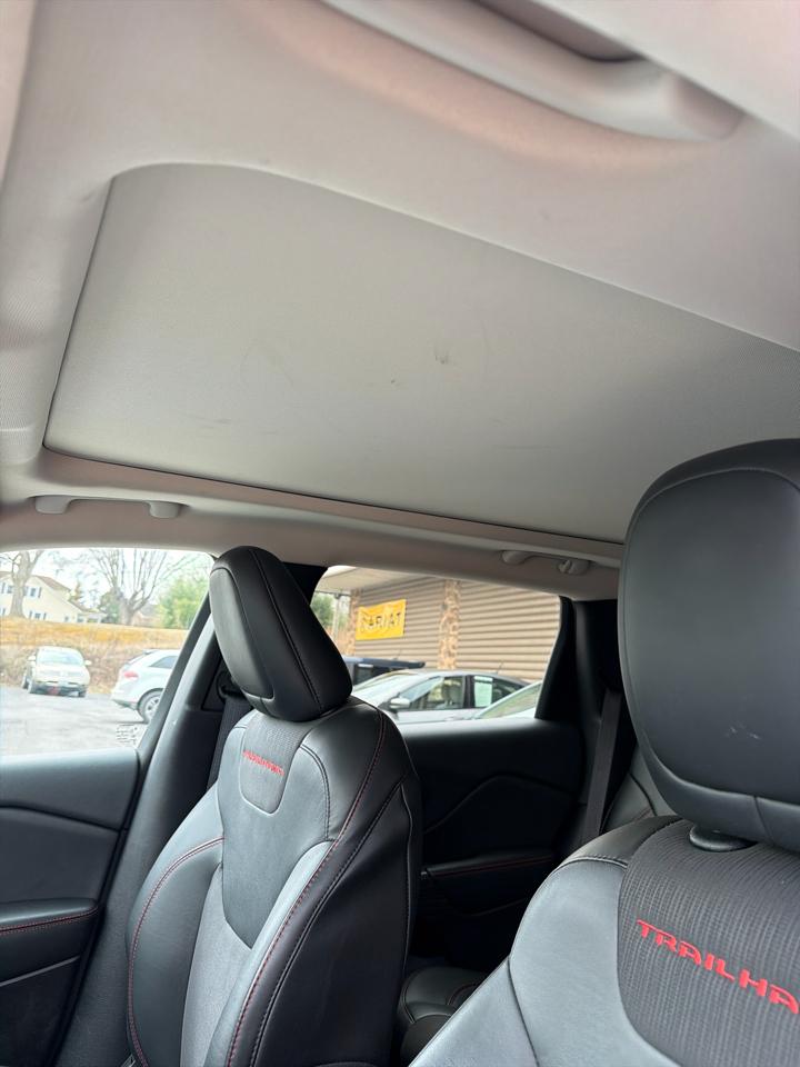 Jeep Cherokee 4WD 4dr Trailhawk 2015