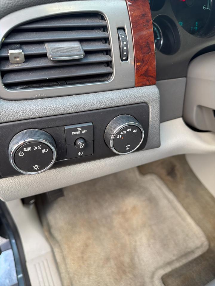 Chevrolet Silverado 1500 4WD Crew Cab 143.5" LTZ 2009