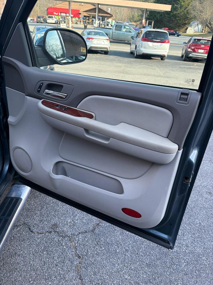 Chevrolet Silverado 1500 4WD Crew Cab 143.5" LTZ 2009