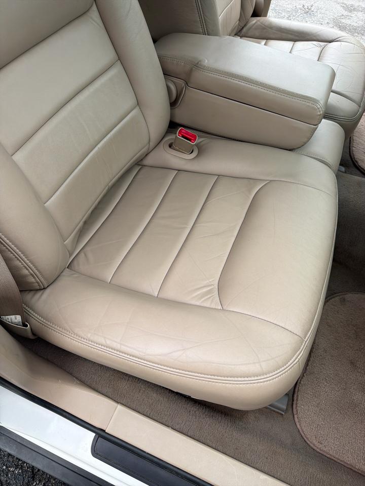 Lincoln Town Car 4dr Sdn Signature 1999