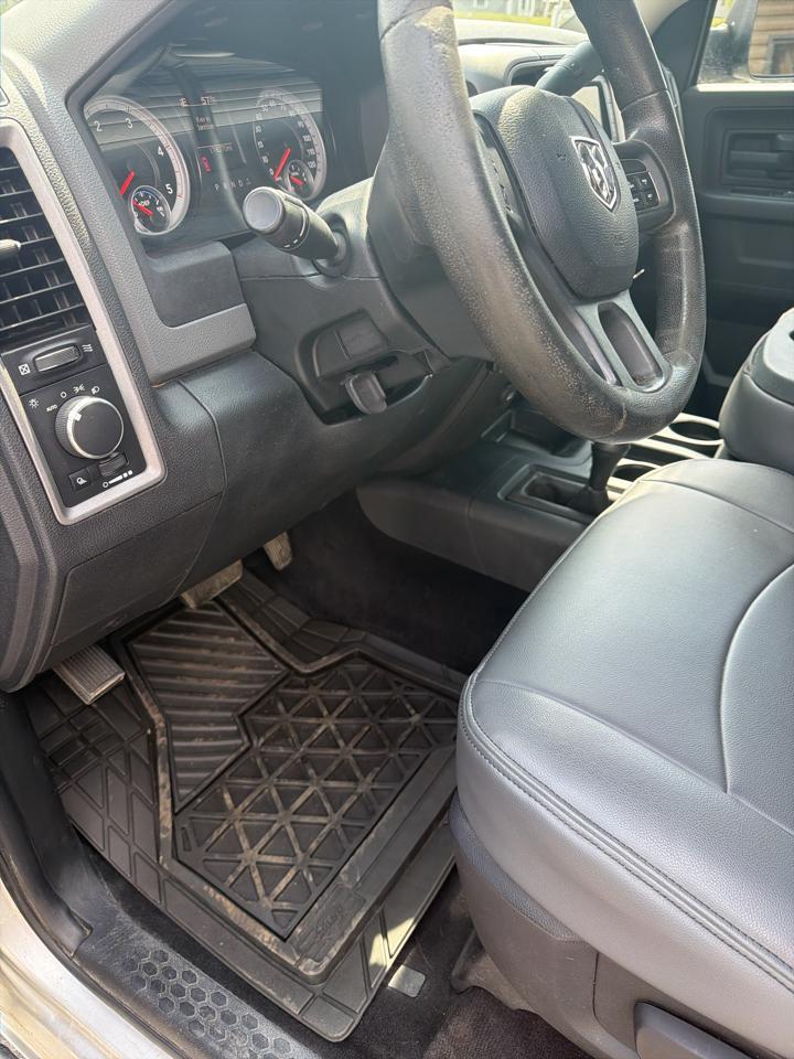 RAM 3500 4WD Crew Cab 169" Tradesman 2015