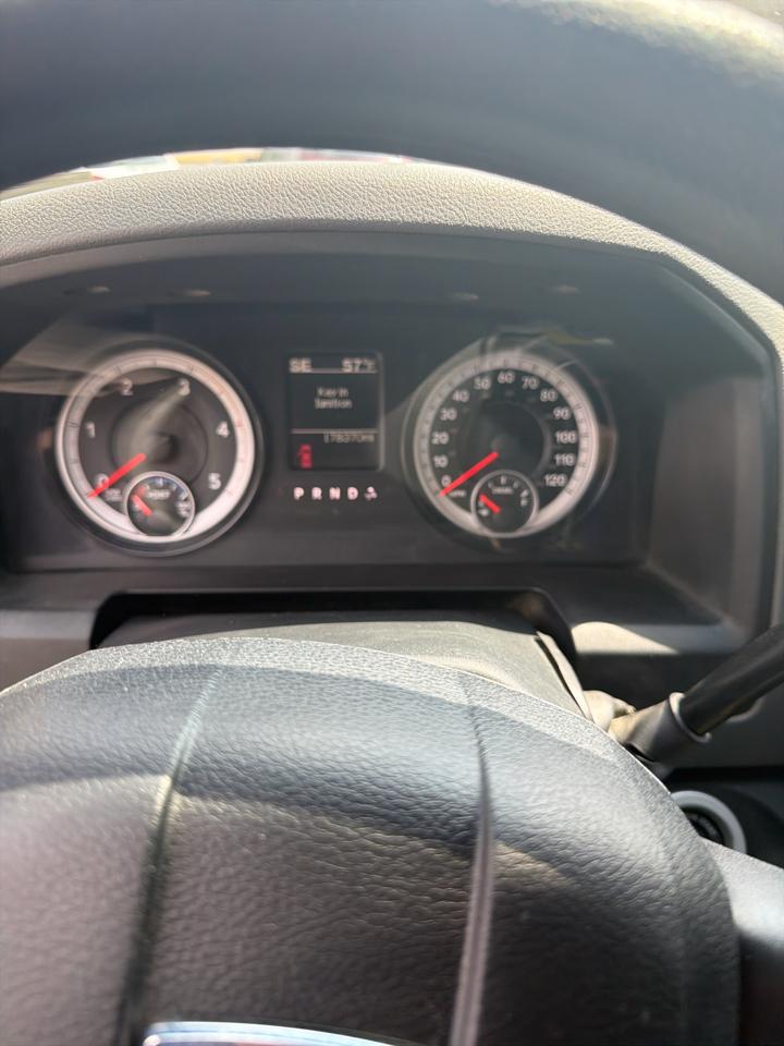 RAM 3500 4WD Crew Cab 169" Tradesman 2015