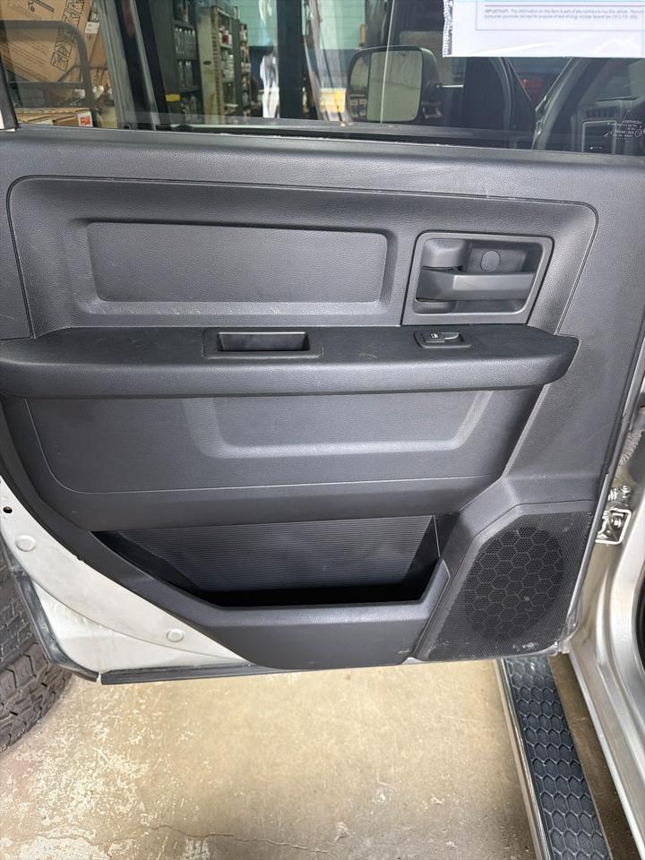 RAM 3500 4WD Crew Cab 169" Tradesman 2015