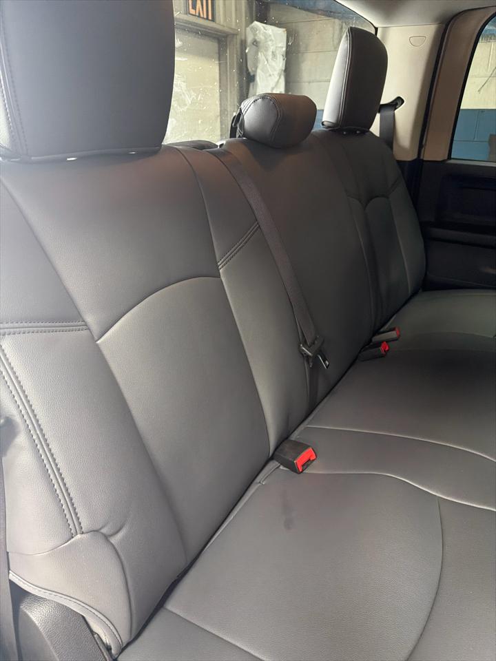 RAM 3500 4WD Crew Cab 169" Tradesman 2015