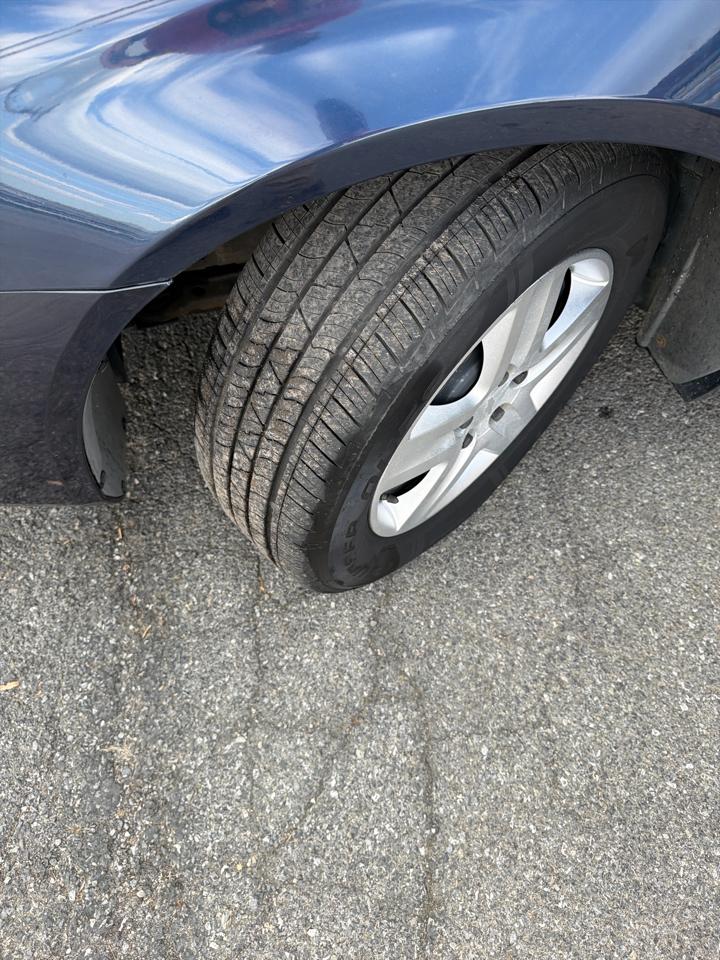 Chevrolet Impala 4dr Sdn LS 2009