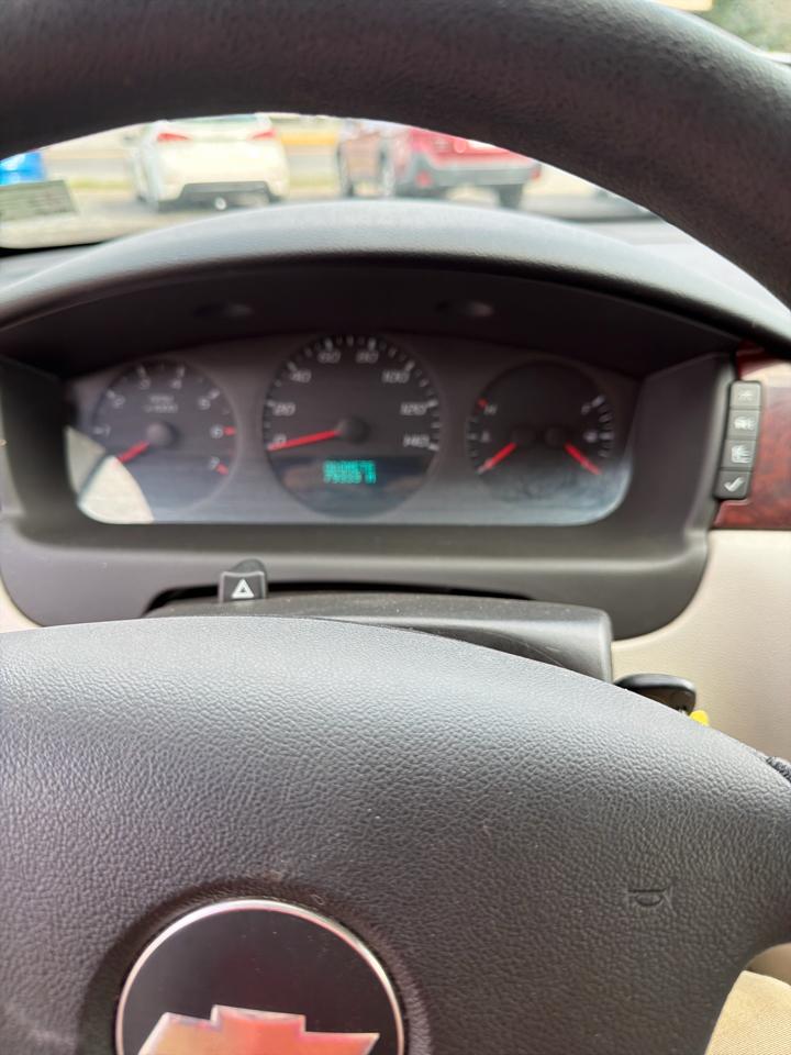 Chevrolet Impala 4dr Sdn LS 2009