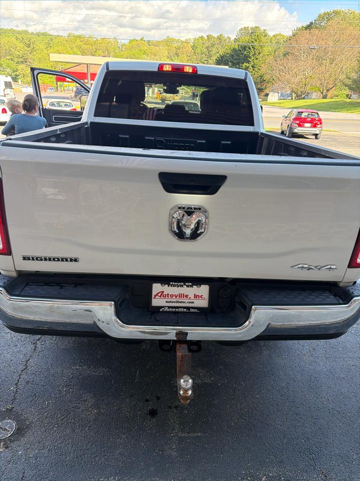 RAM 2500 Big Horn 4x4 Crew Cab 6'4" Box 2024