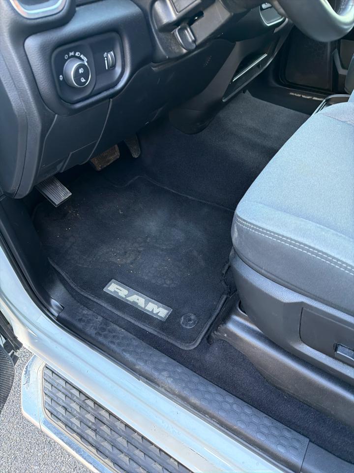 RAM 2500 Big Horn 4x4 Crew Cab 6'4" Box 2024