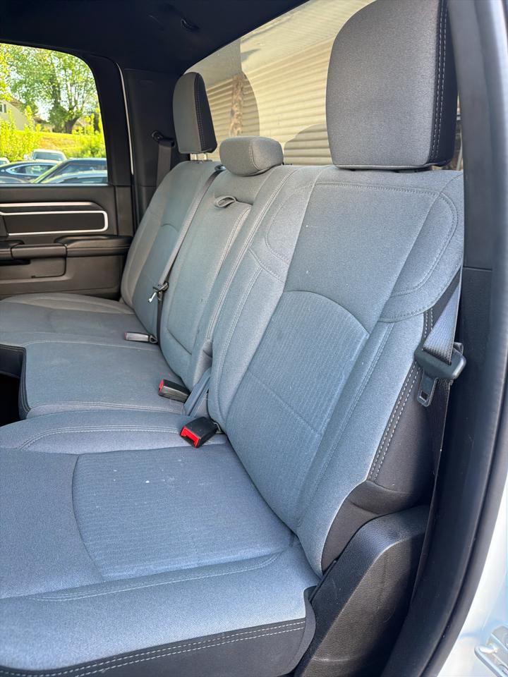 RAM 2500 Big Horn 4x4 Crew Cab 6'4" Box 2024