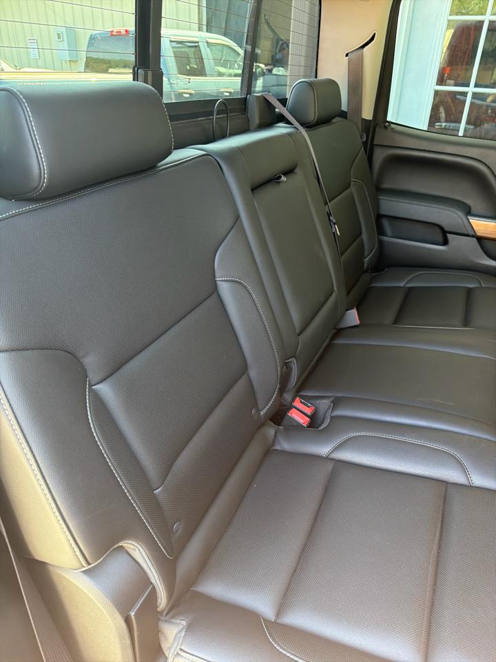 Chevrolet Silverado 1500 4WD Crew Cab 143.5" LTZ w/1LZ 2015