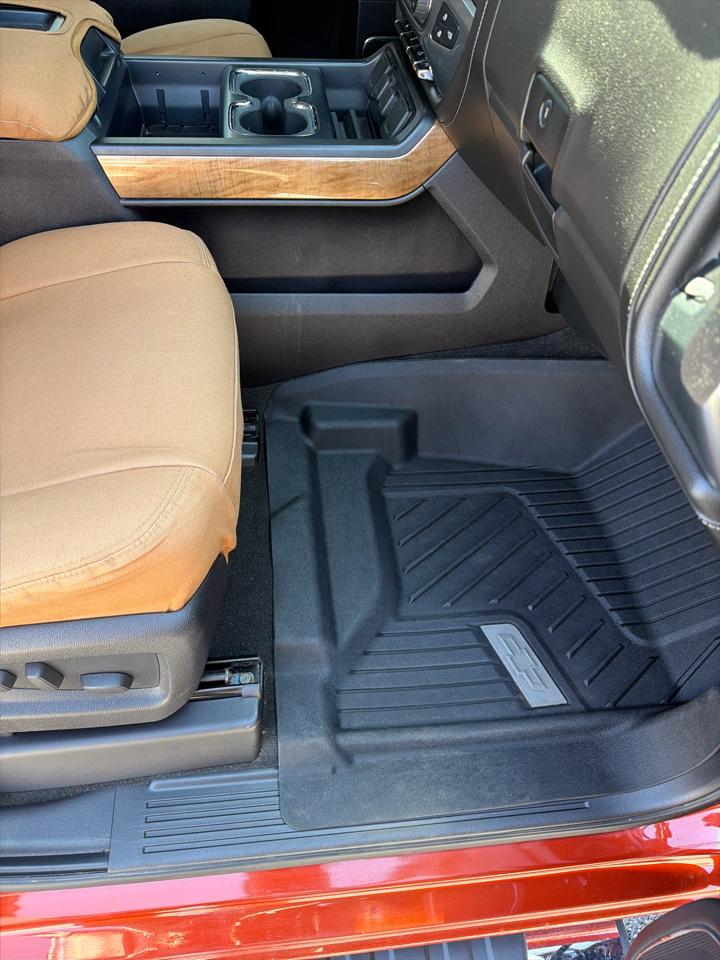 Chevrolet Silverado 1500 4WD Crew Cab 143.5" LTZ w/1LZ 2015