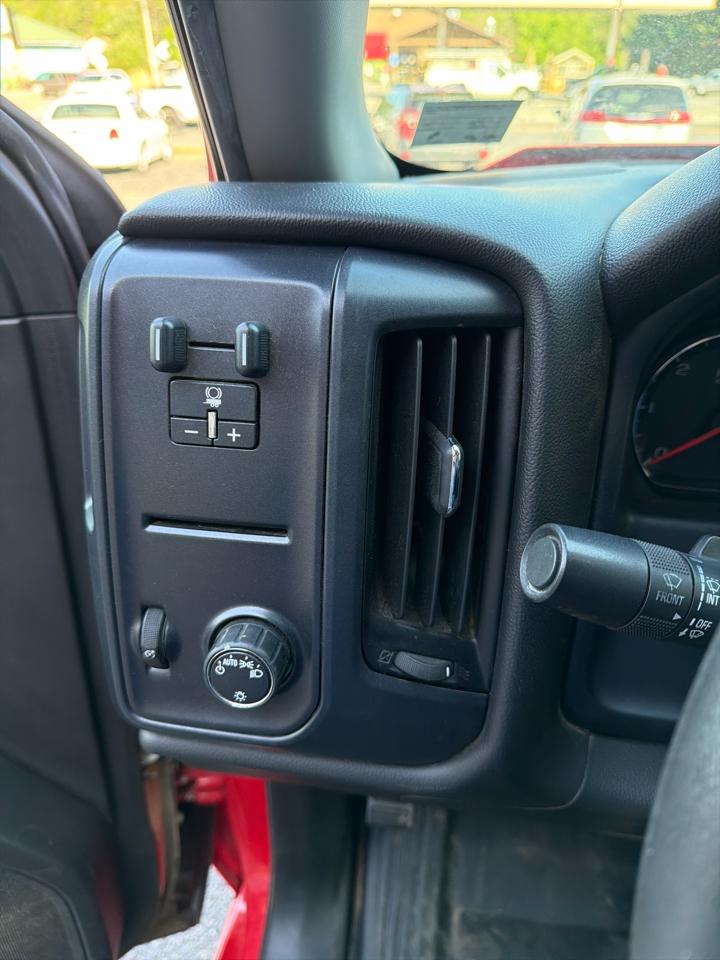 Chevrolet Silverado 1500 4WD Reg Cab 119.0" Work Truck 2017