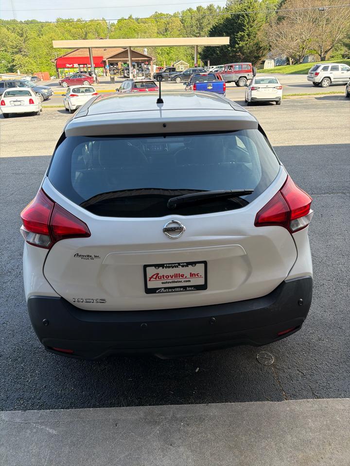 Nissan Kicks S FWD 2020