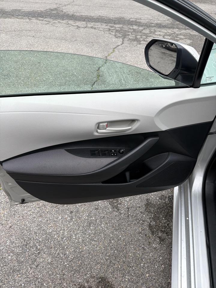 Toyota Corolla LE CVT (Natl) 2025