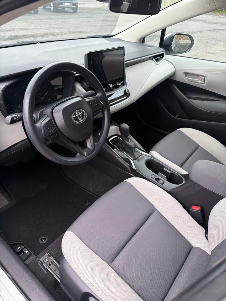 Toyota Corolla LE CVT (Natl) 2025