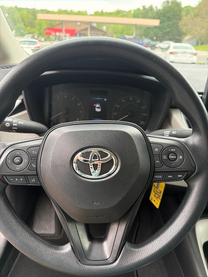 Toyota Corolla LE CVT (Natl) 2025