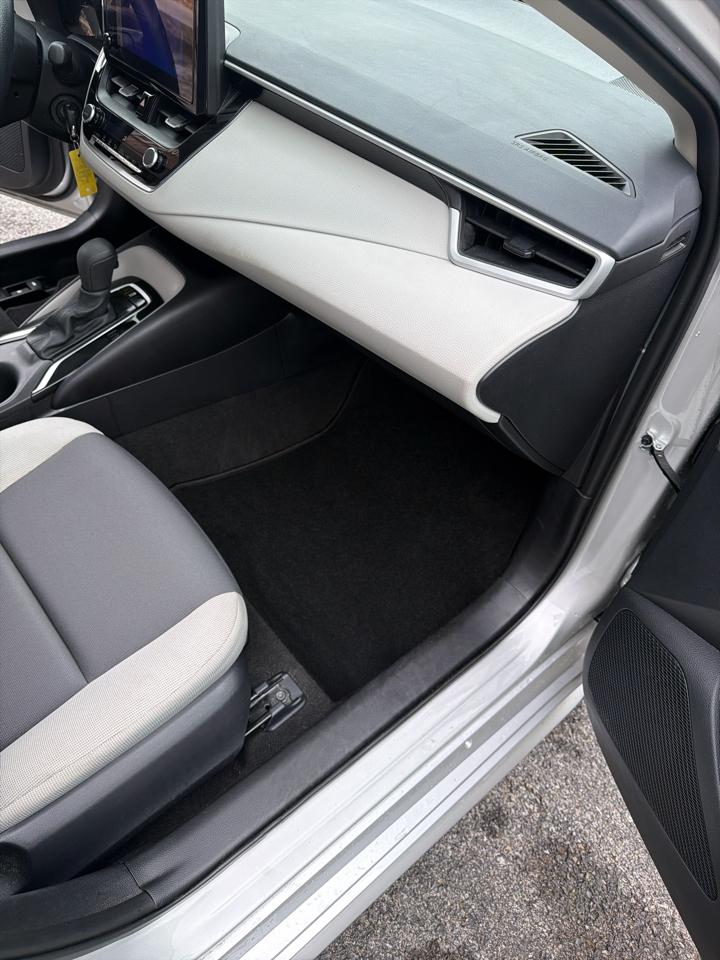 Toyota Corolla LE CVT (Natl) 2025