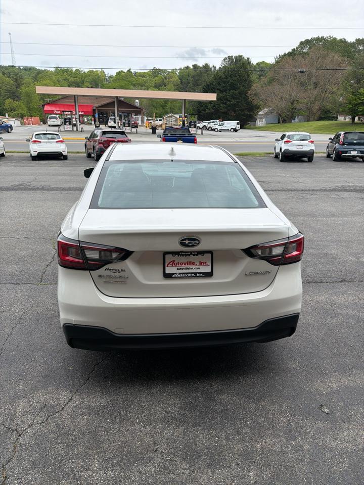 Subaru Legacy Premium AWD 2024