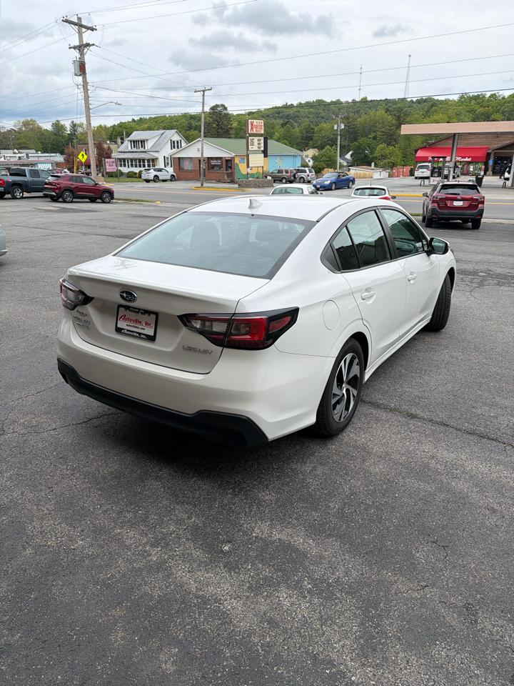 Subaru Legacy Premium AWD 2024