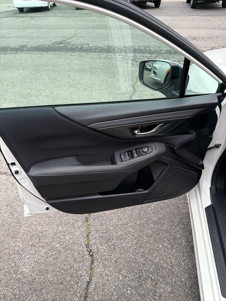 Subaru Legacy Premium AWD 2024