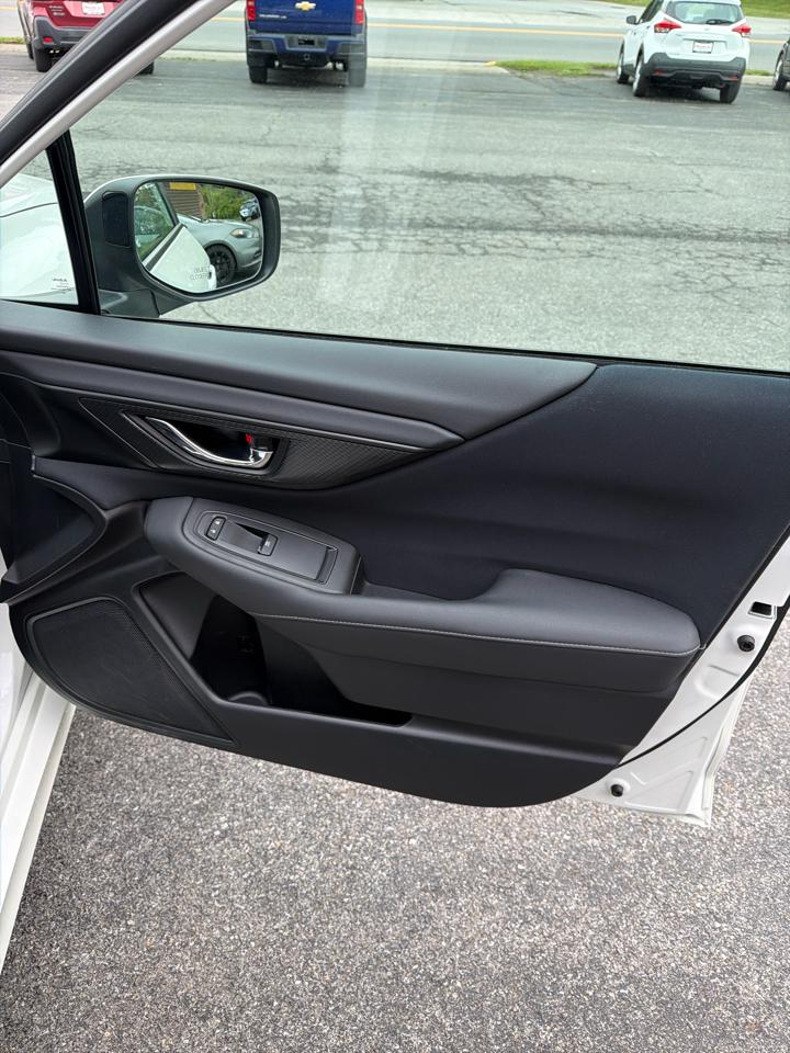 Subaru Legacy Premium AWD 2024