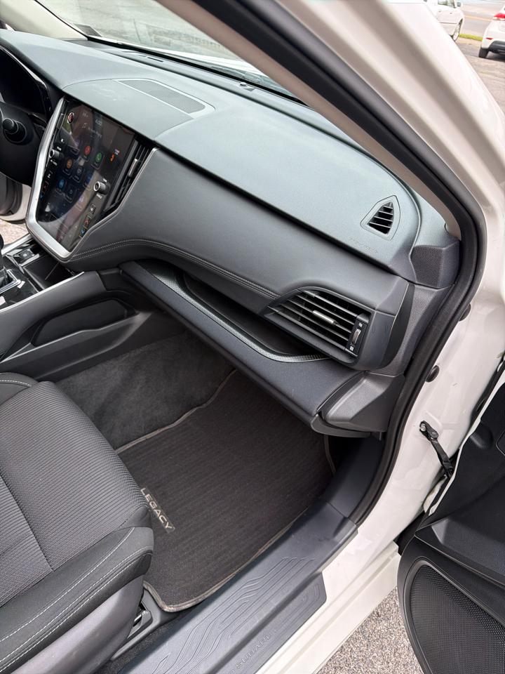 Subaru Legacy Premium AWD 2024