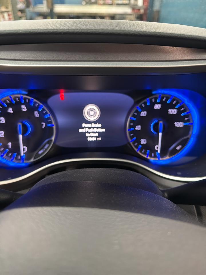 Chrysler Pacifica Touring L FWD 2023