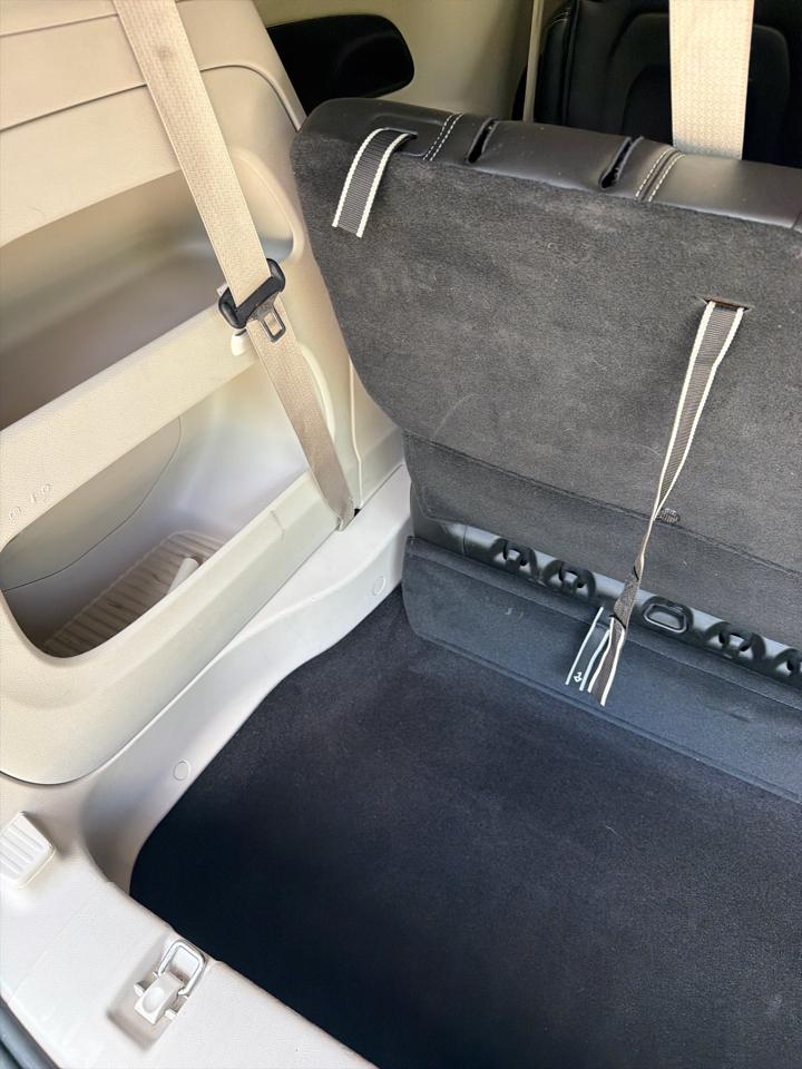 Chrysler Pacifica Touring L FWD 2023