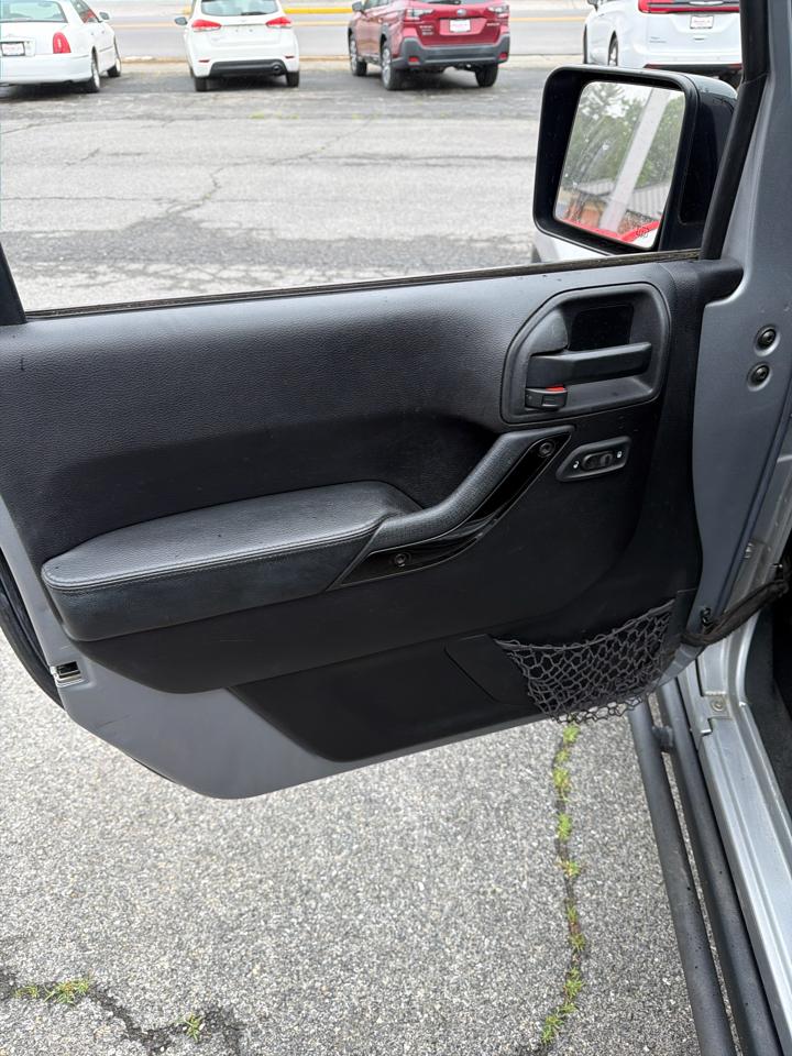 Jeep Wrangler Unlimited 4WD 4dr Altitude 2015