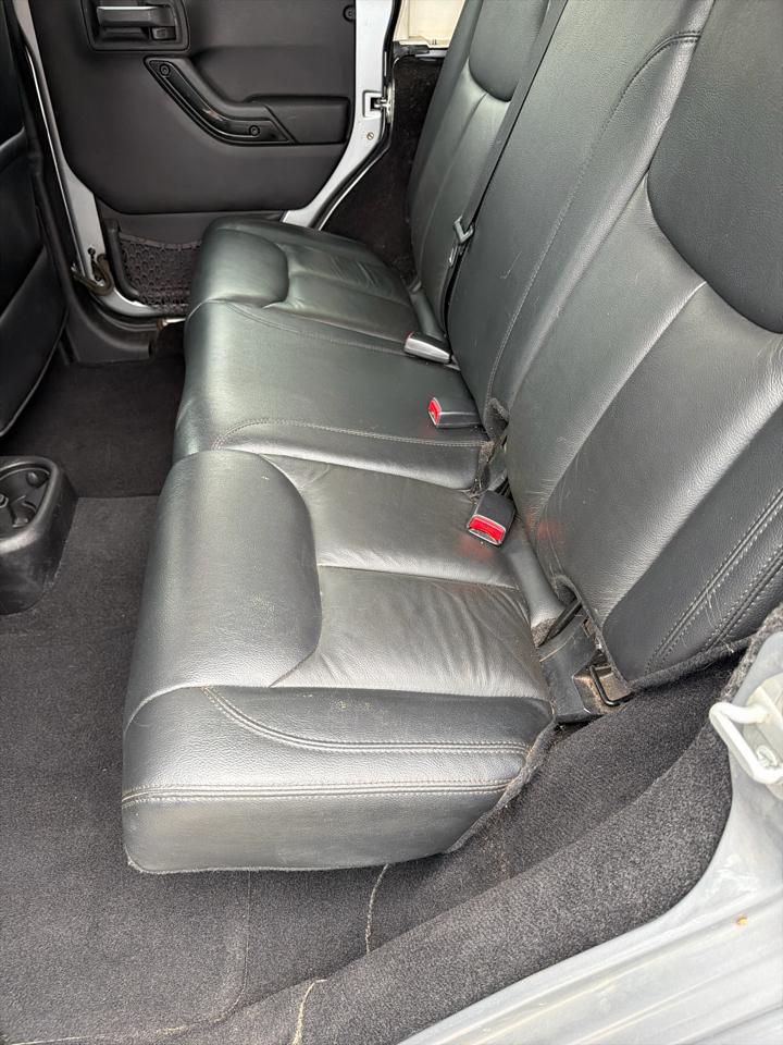 Jeep Wrangler Unlimited 4WD 4dr Altitude 2015
