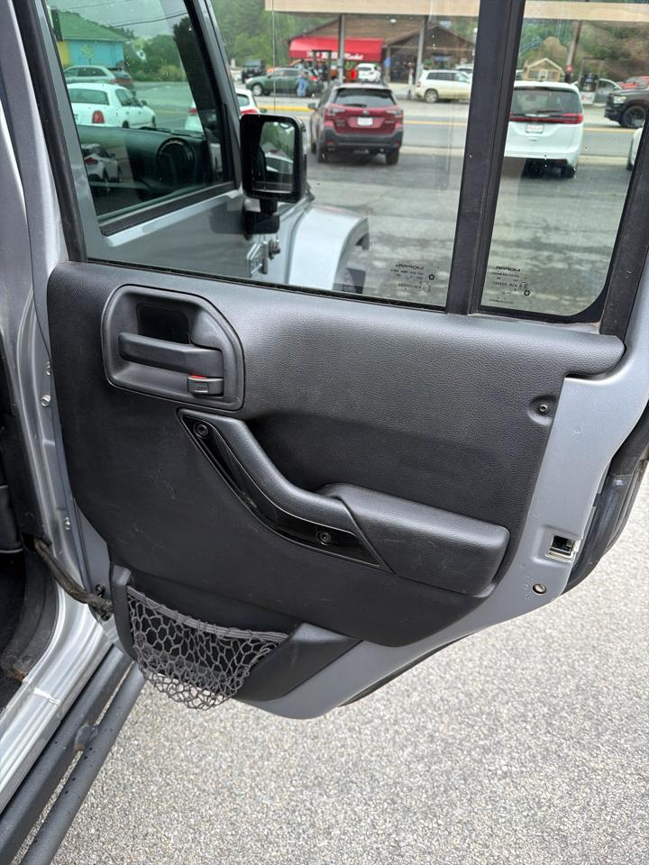 Jeep Wrangler Unlimited 4WD 4dr Altitude 2015
