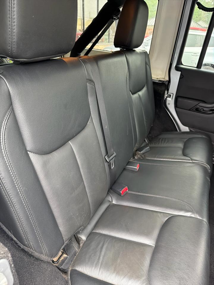 Jeep Wrangler Unlimited 4WD 4dr Altitude 2015
