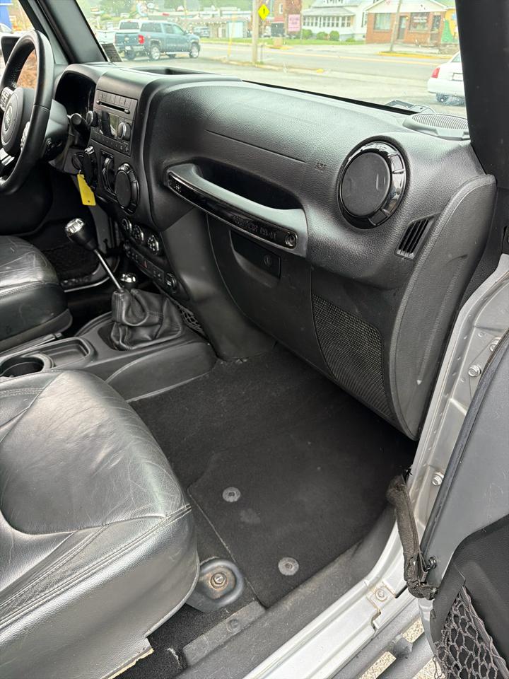 Jeep Wrangler Unlimited 4WD 4dr Altitude 2015