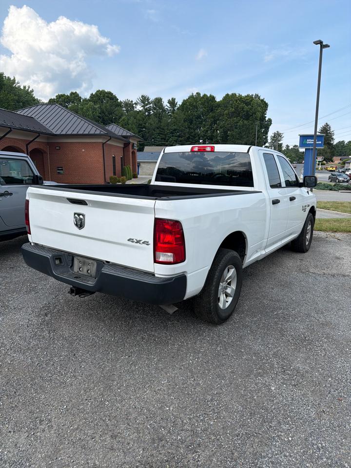 RAM 1500 Classic Tradesman 4x4 Quad Cab 6'4" Box 2019