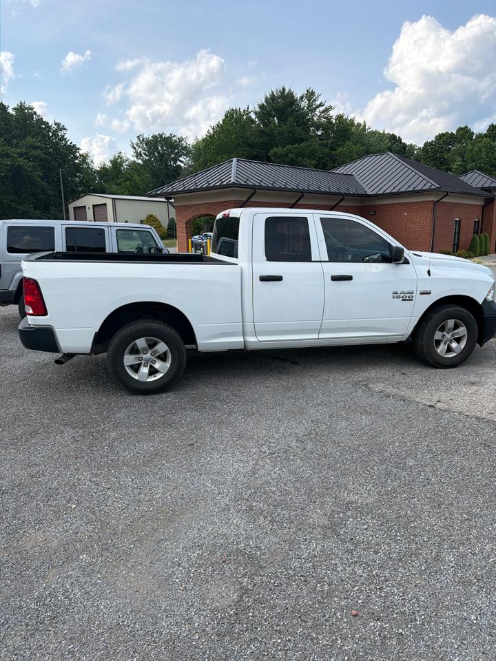 RAM 1500 Classic Tradesman 4x4 Quad Cab 6'4" Box 2019